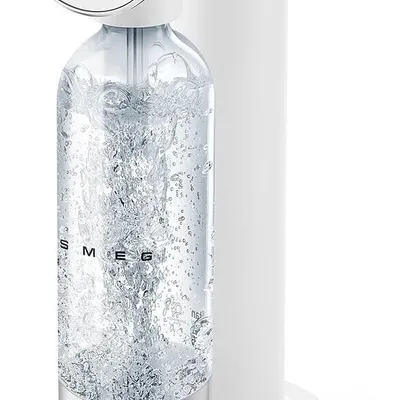 Smeg Soda Maker, Non-Slip Feet, Space Saving Design, 800ml, Matte White, SKC01WHM